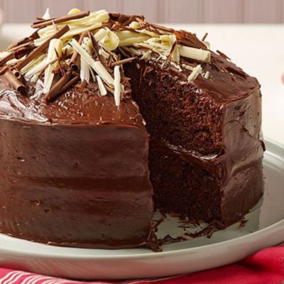 Betty Crocker - Смес за шоколадова торта с наситен шоколадов вкус- 425 g