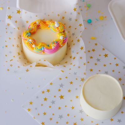 Хартиена подложка за кутия за бенто торта - златисто-сребърни звезди - 50 броя