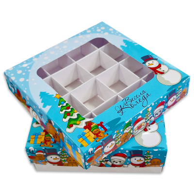 Кутия за бонбони и бисквитки с прозорец – 15 × 15 × 3 см – Коледни приятели- 3 броя