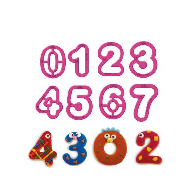 Комплект пластмасови резци - Цифри 9 броя - 5,2 х 2,2 см