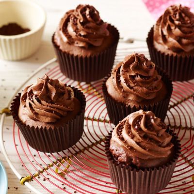 Betty Crocker - Готов шоколадов крем за пълнеж и декорация - 415 g