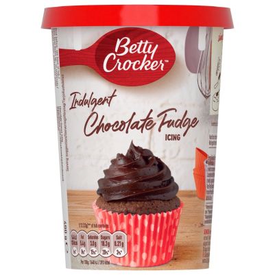Betty Crocker - Готов шоколадов крем за пълнеж и декорация - 415 g