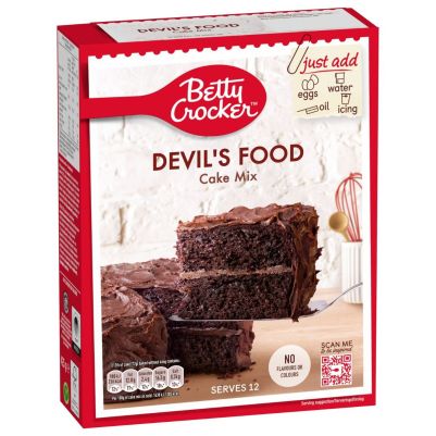 Betty Crocker - Смес за шоколадова торта с наситен шоколадов вкус- 425 g